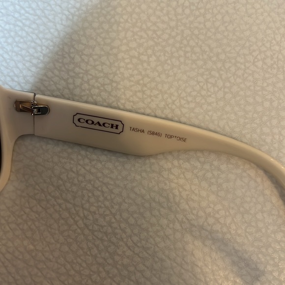 Coach Classic Dark Brown and Cream Sunglasses - Picture 6 of 7